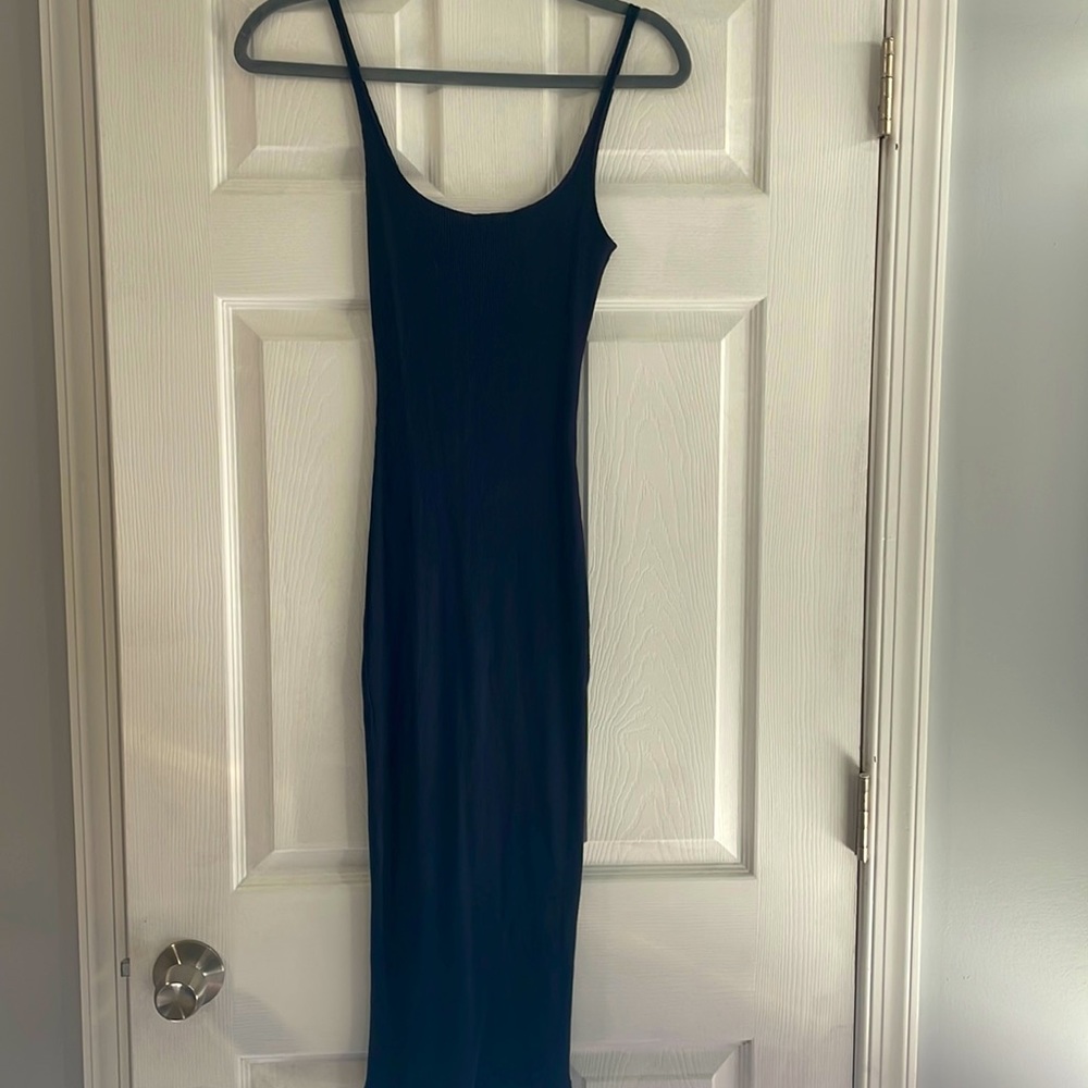 NWOT midi navy ribbed knit dress. Size Small.